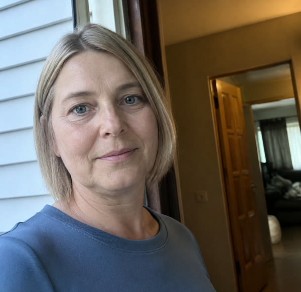 Elena — Grumpy Brush cleaner in Dripping Springs